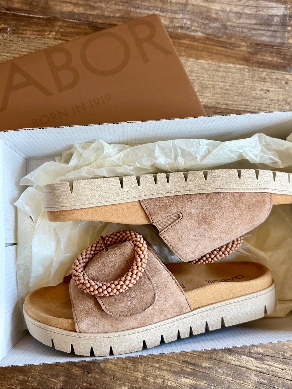 Gabor One Strap Ring Suede Slides in Sand 37 - Picture 4 of 7